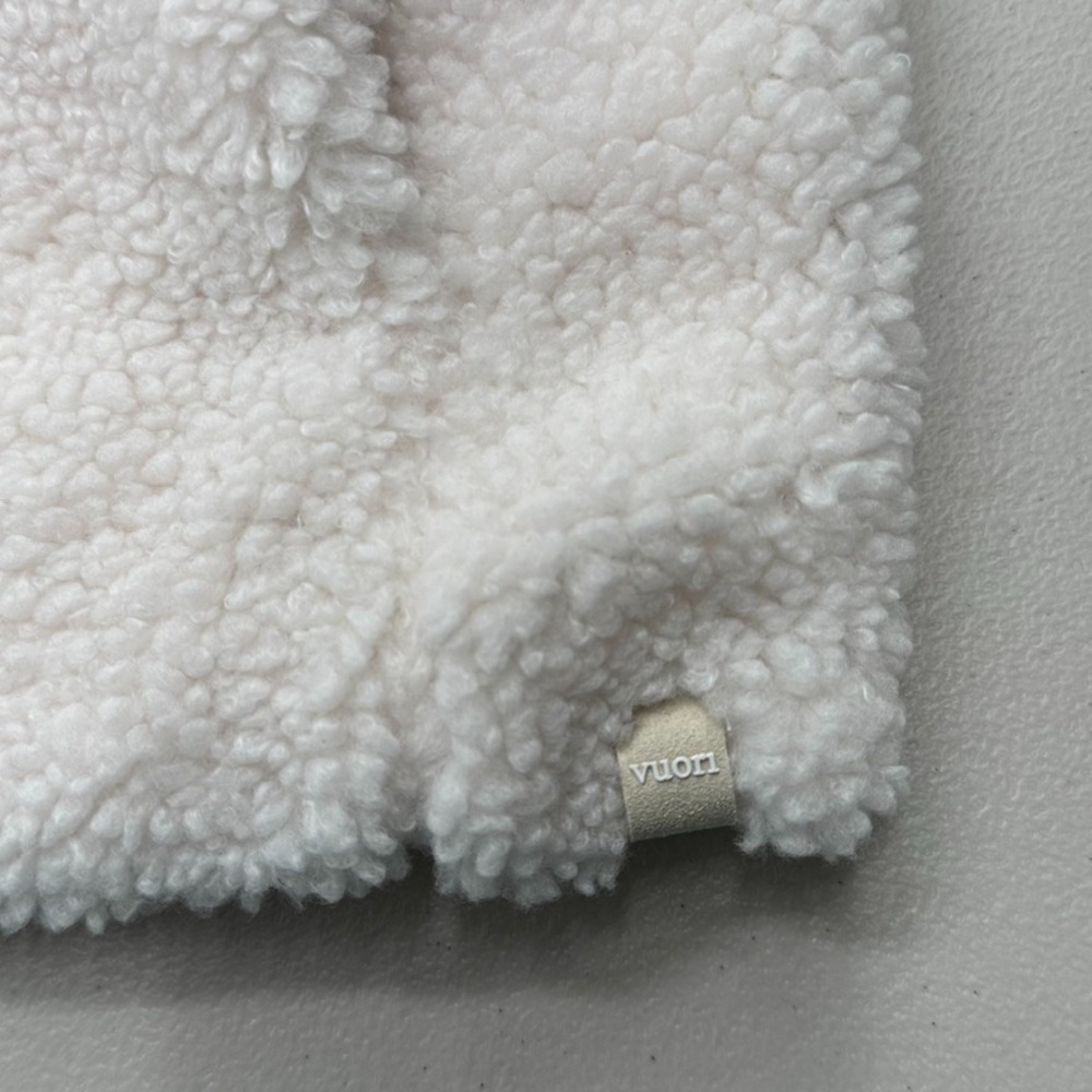 Vuori Lou Full Zip Jacket White Marshmallow Color Cozy Chic Fleece Sherpa M NEW - Picture 12 of 15